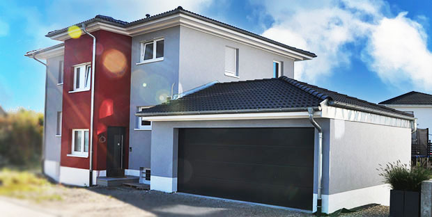 Baugeschäft Scheer GmbH Teningen - Hausbeispiel mit großer Garage